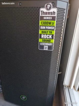 Altavoz Mackie Thrash 215 Autoamplificado 1300W