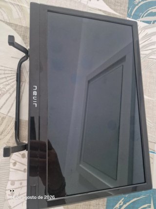 Despiece TV Nevir 16 12voltios y 220 voltios