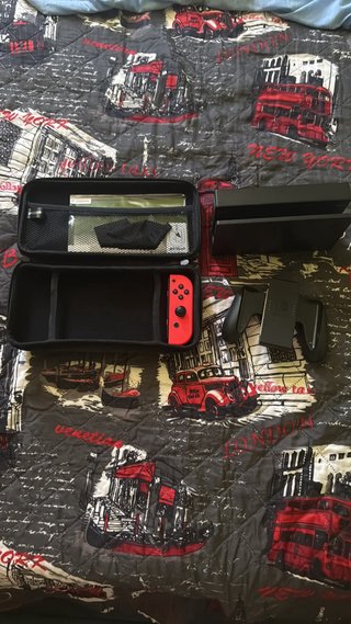 Nintendo Switch con accesorios