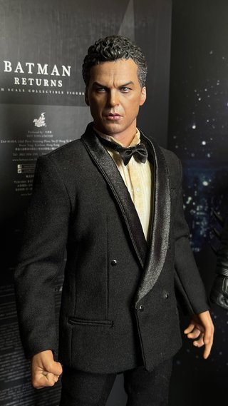 1/6 Batman Returns + Bruce Wayne