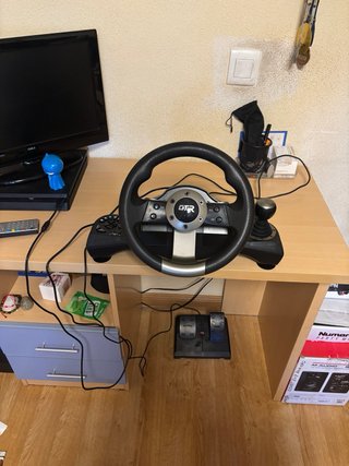 Volante Handoru GTR + pedales PS4/PC