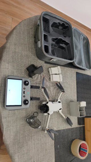 DJI Mini 4 Pro Drone