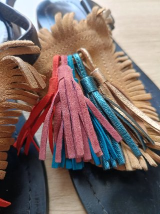 Sandalias Bimba y Lola Piel Tiras Multicolor