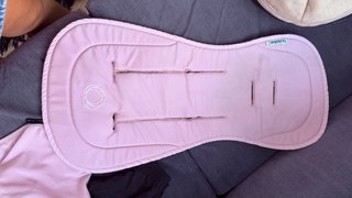 Saco , colchoneta y  capota Bugaboo rosa