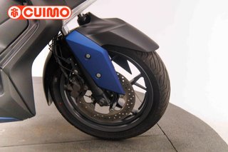 YAMAHA XMAX 125