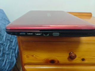 Portátil Barato Toshiba 15,6" | i3 • 8GB RAM • 500