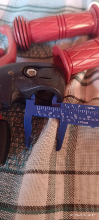 Puños y manetas de freno bicicleta