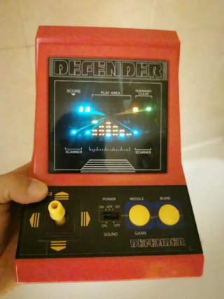 Maquinita Retro Defender