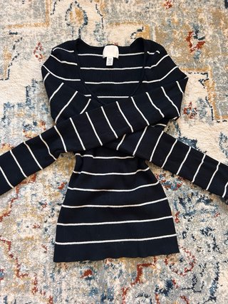 Jersey H&M Rayas Negras y Blancas Talla XS