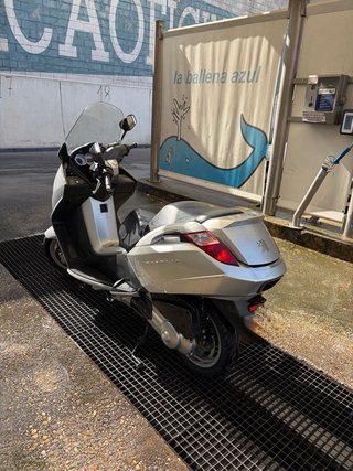 Peugeot Satelis 125cc Plata