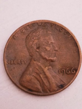 MONEDA 1 CENTAVO LINCOLN.1966.L PEGADA EN BORDE.
