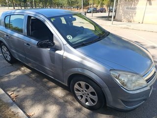 Opel Astra 2009