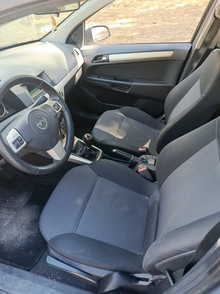 Opel Astra 2009