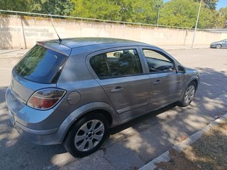 Opel Astra 2009
