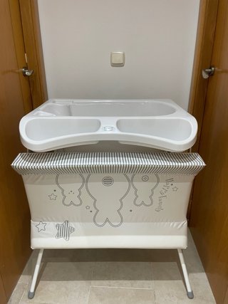 Bañera-cambiador Brevi