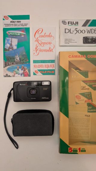 Fuji DL-500 WIDE Mini probada con carrete