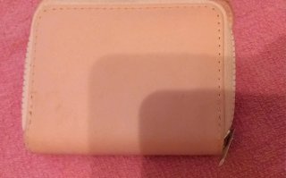 Monedero infantil y un accesorio