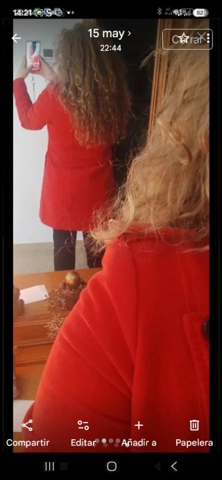 Abrigo rojo Mango T.XL