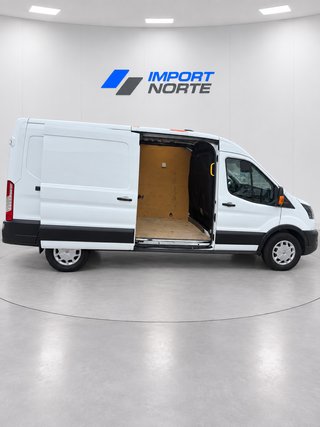 Ford Transit 2023 L2H2 GARANTIA HASTA 3 AÑOS