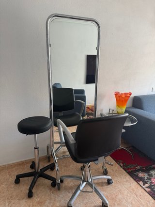 Set Peluquería: Sillón y Taburete Cromado
