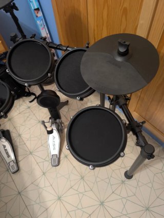 Batería Electrónica Alesis NitroMesh