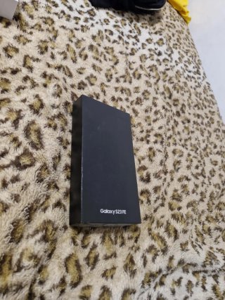 Caja Samsung Galaxy S23 FE