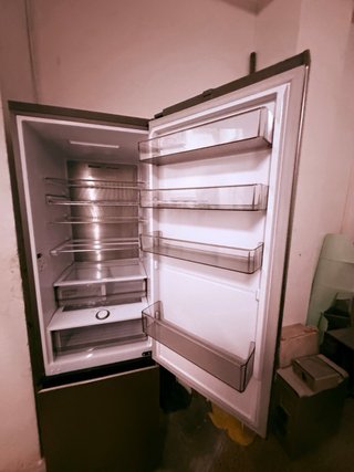 Frigorífico Combi AI Samsung Balda Botellero 390L