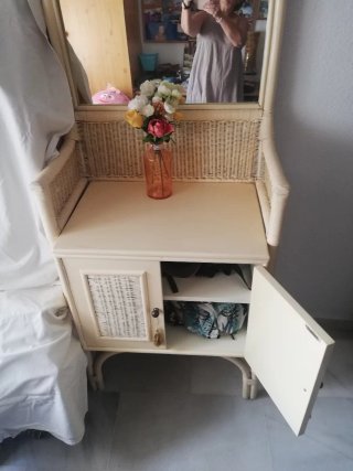 Mueble  caña y madera vintage