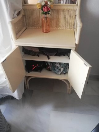Mueble  caña y madera vintage