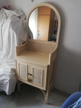 Mueble  caña y madera vintage