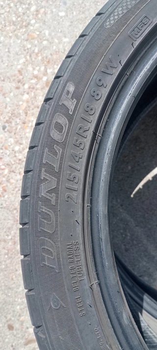 Neumático Dunlop 215/45/18 89W