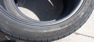 Neumático Dunlop 215/45/18 89W