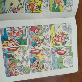 Lote de un comic n°11 y un n°3  los picapiedra