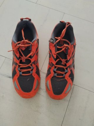 Scarpe uomo grigio/arancioni
