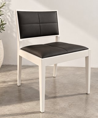 Silla Andreu World Negra y Blanca