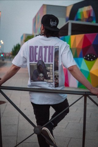 Camiseta Oversize Negra/Blanca, Diseño Conceptual.