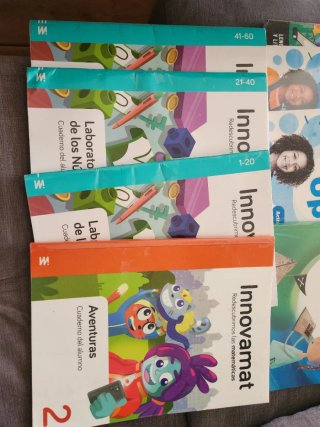 Libros y cuadernos 2 Primaria. Esclavas Salamanca.