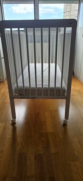 Cuna de madera blanca 60x120 SIN COLCHÓN.
