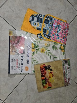 Kit Tovaglia x12 + Sottopentola