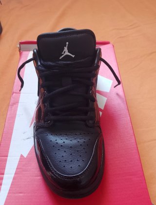 Air Jordan 1 Low SE Negro Talla 40.5