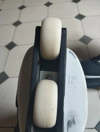Patines agresivos negros nuevos
