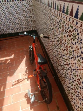 Bicicleta infantil naranja