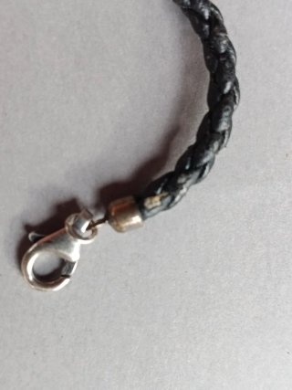 Pulsera de cuero trenzado y plata