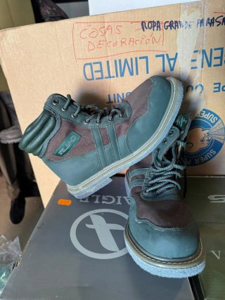 Botas Seeland verdes y marrones