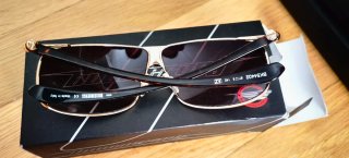 Gafas de sol Bikkembergs negras y moradas
