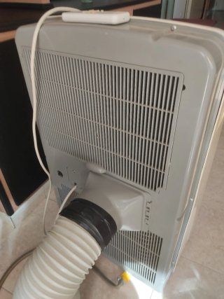 Aire Acondicionado Portátil Daitsu Beige