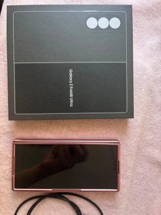 Samsung Galaxy Z Fold 8 Ultra 512GB Morado