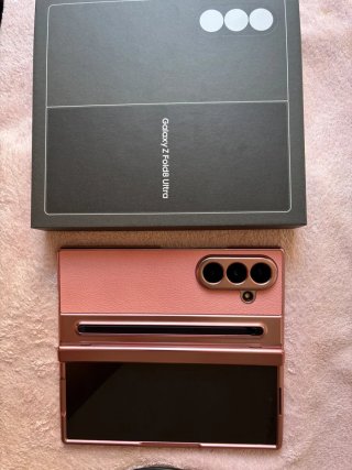 Samsung Galaxy Z Fold 8 Ultra 512GB Morado