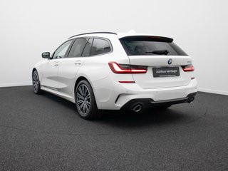 BMW 330e touring 2021
