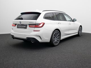 BMW 330e touring 2021
